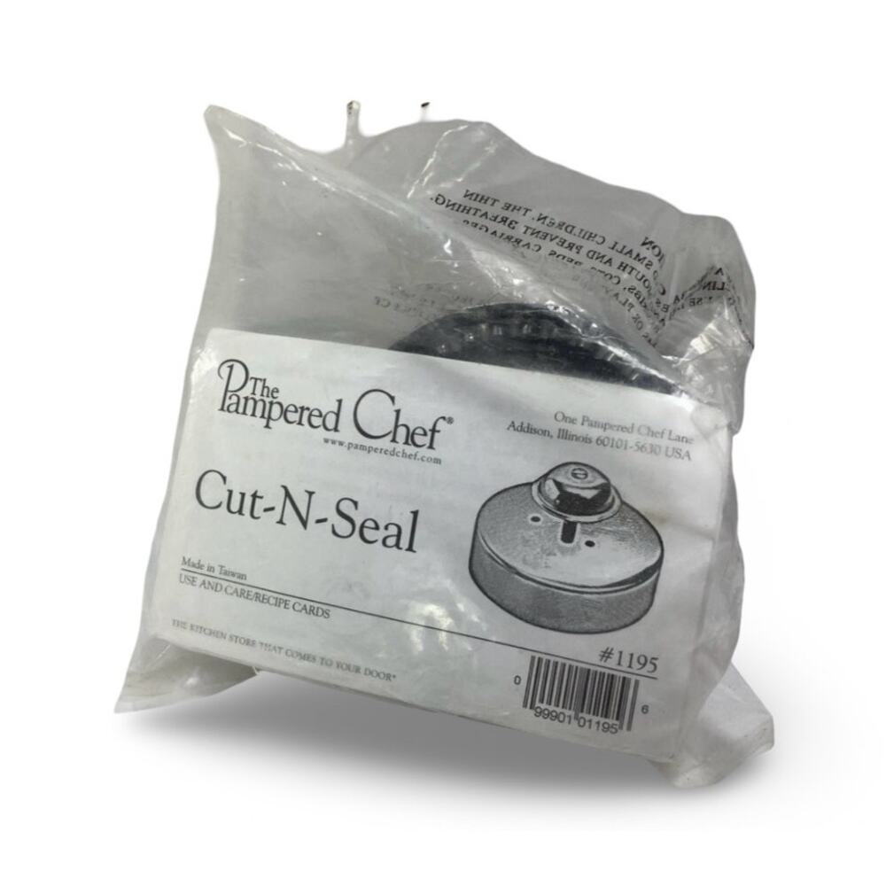 Pampered Chef Cut N Seal 3.5" Pocket Sandwich Maker 1195 Empanada Uncrustable